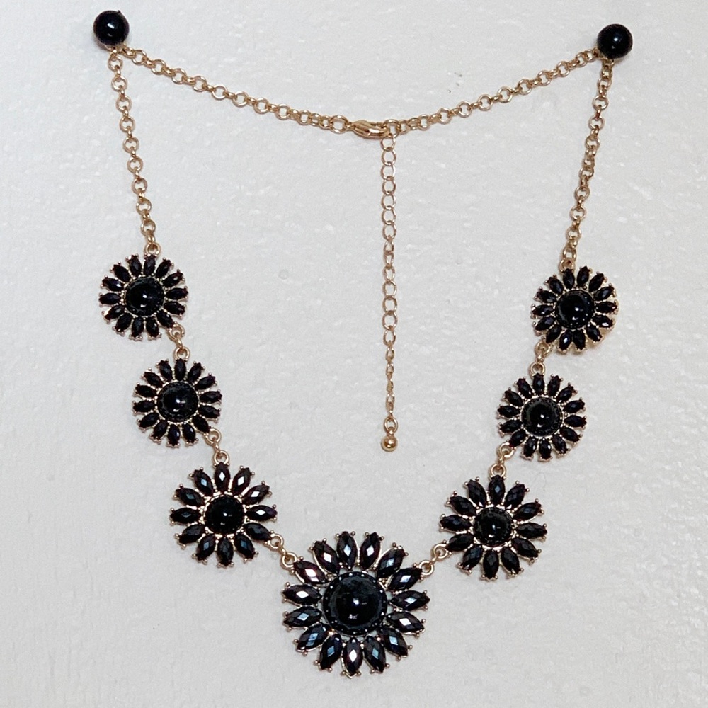 Sunburst necklace